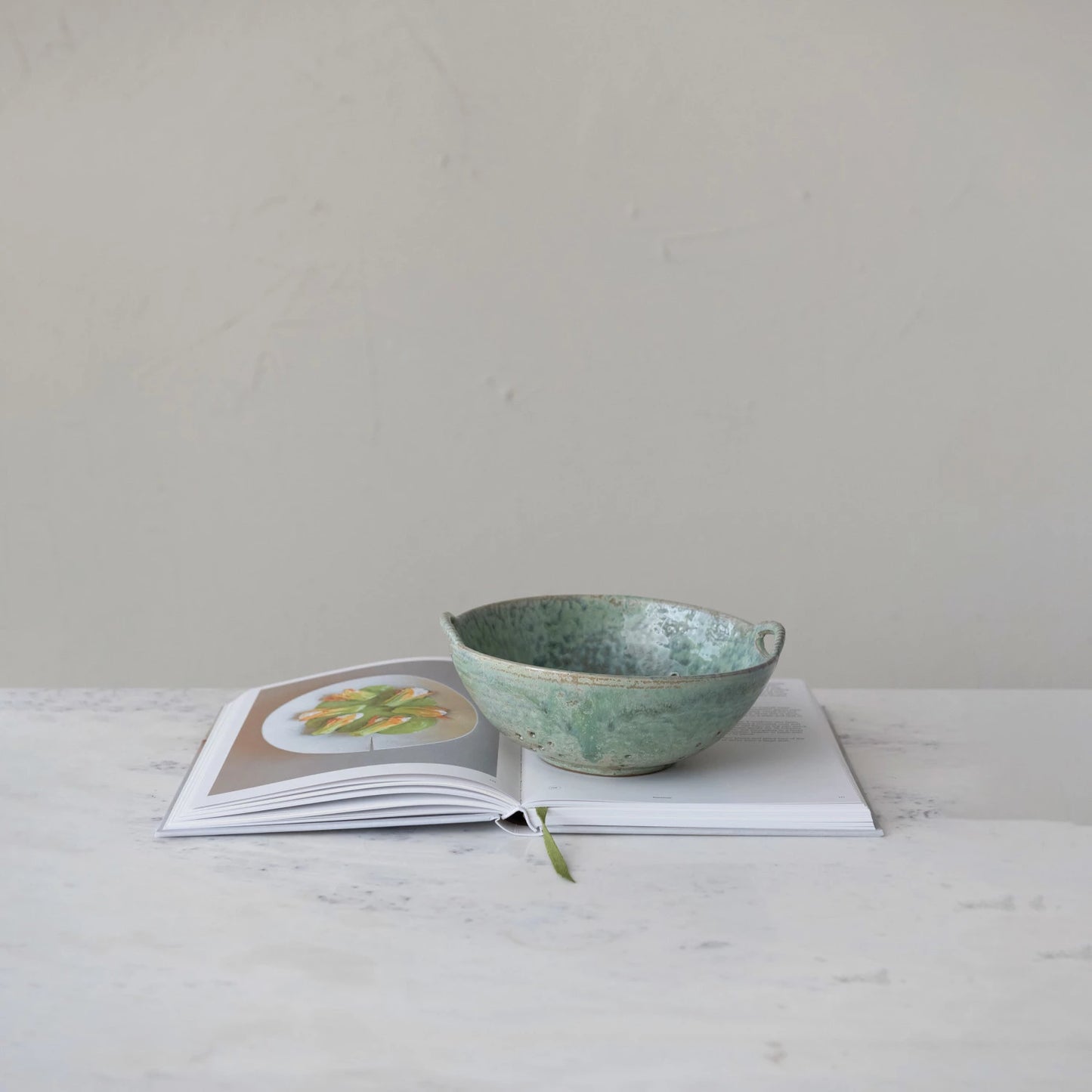 Stoneware Berry Bowl