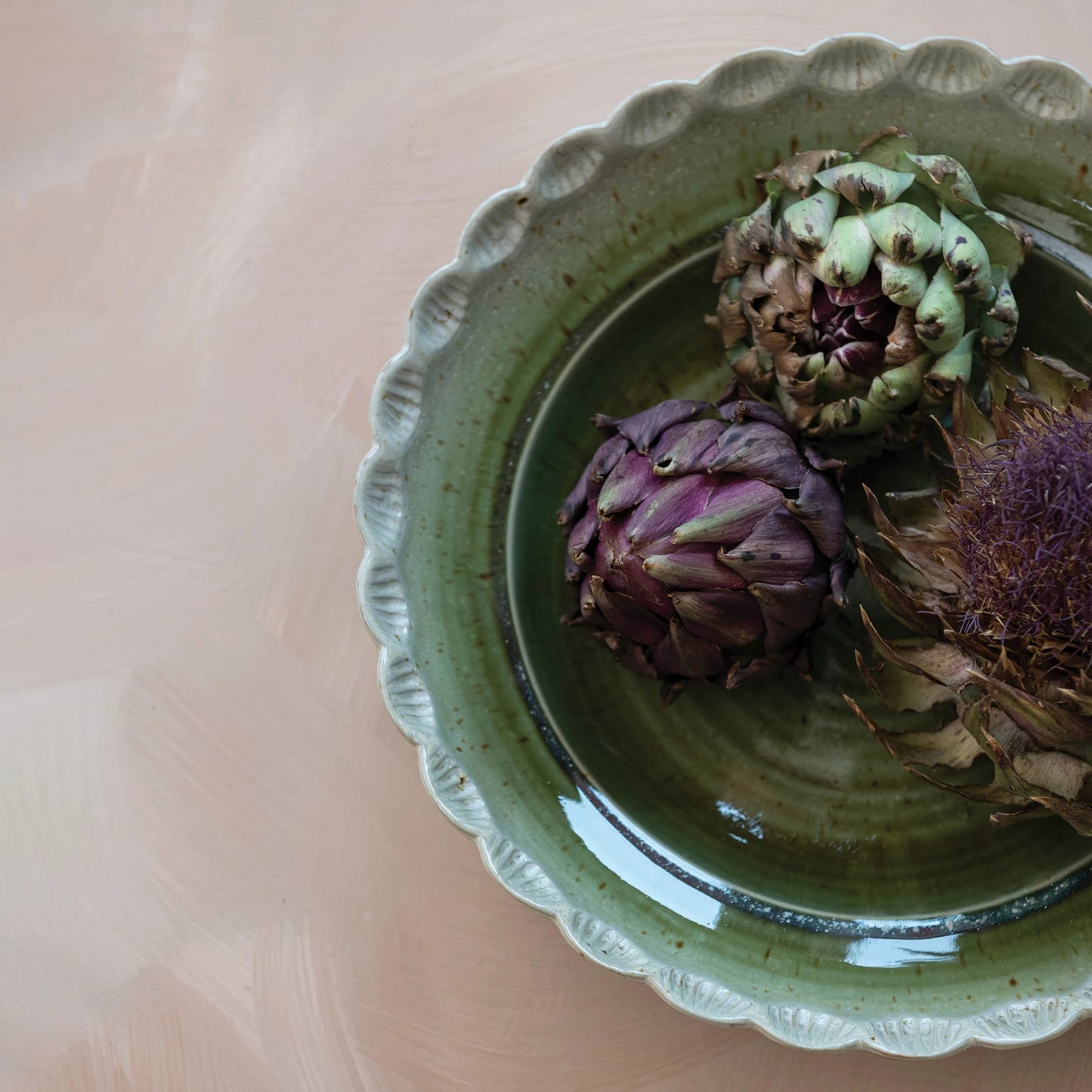 Stoneware Bowl with Scalloped Edges