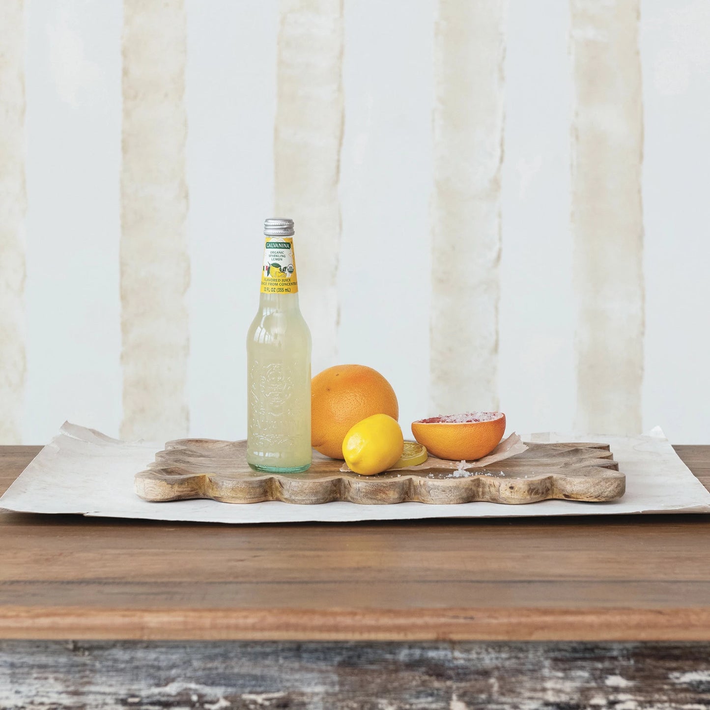 Mango Wood Tray with Scalloped Edge - Natural