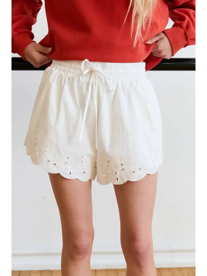Scallop Eyelet Elastic Waist Shorts - White