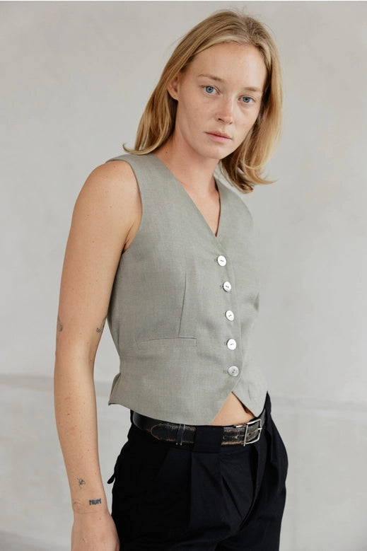 The Eva Vest - Olive