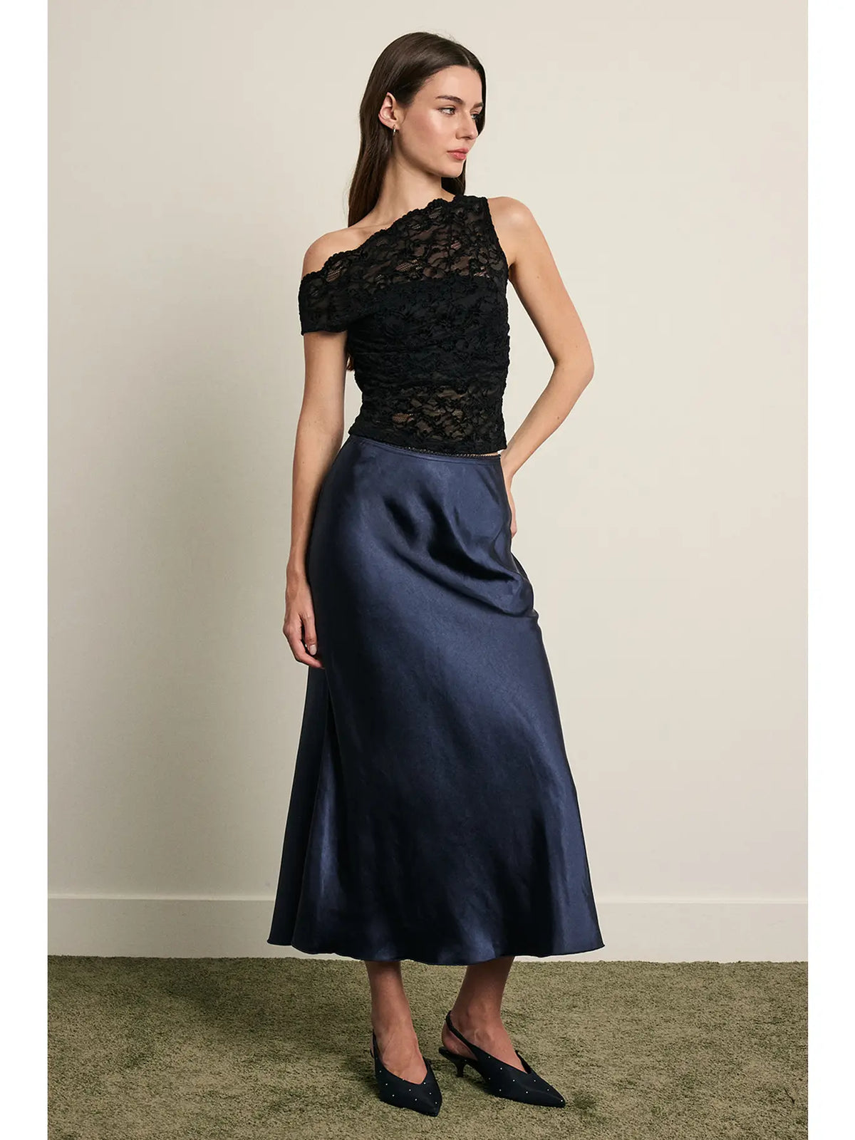 One-Shoulder Ruched Lace Top - Black