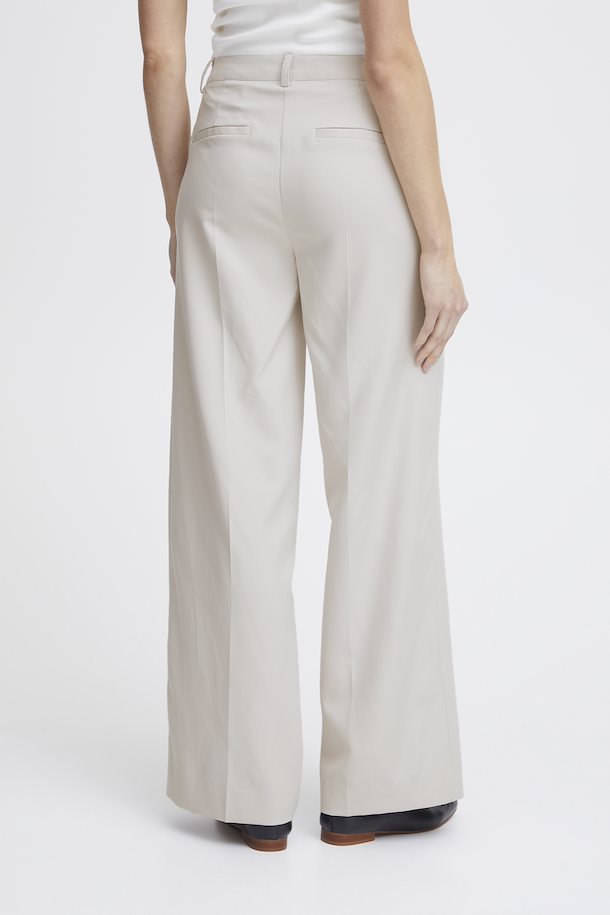 Women's Trousers - Cream