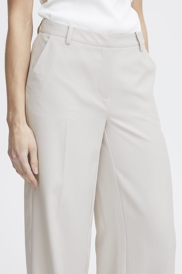 Women's Trousers - Cream