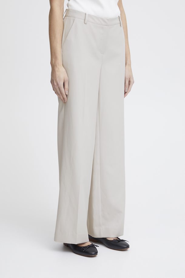 Women's Trousers - Cream