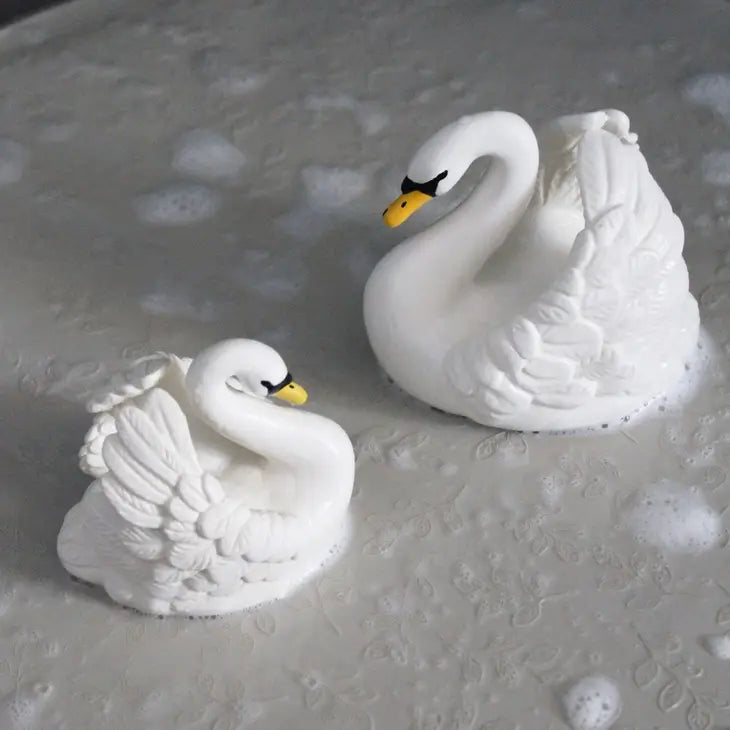 Natruba - Natural Rubber Bathtoy - Swan - Large