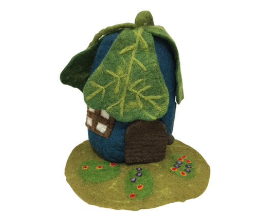 Papoose Toys - Oak Leaf House & Mat