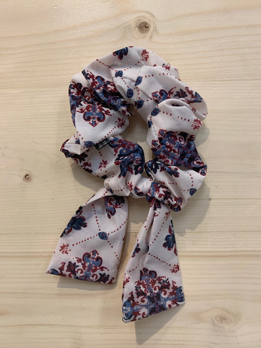 Knotted Bow Scrunchie - Navy and Red Floral