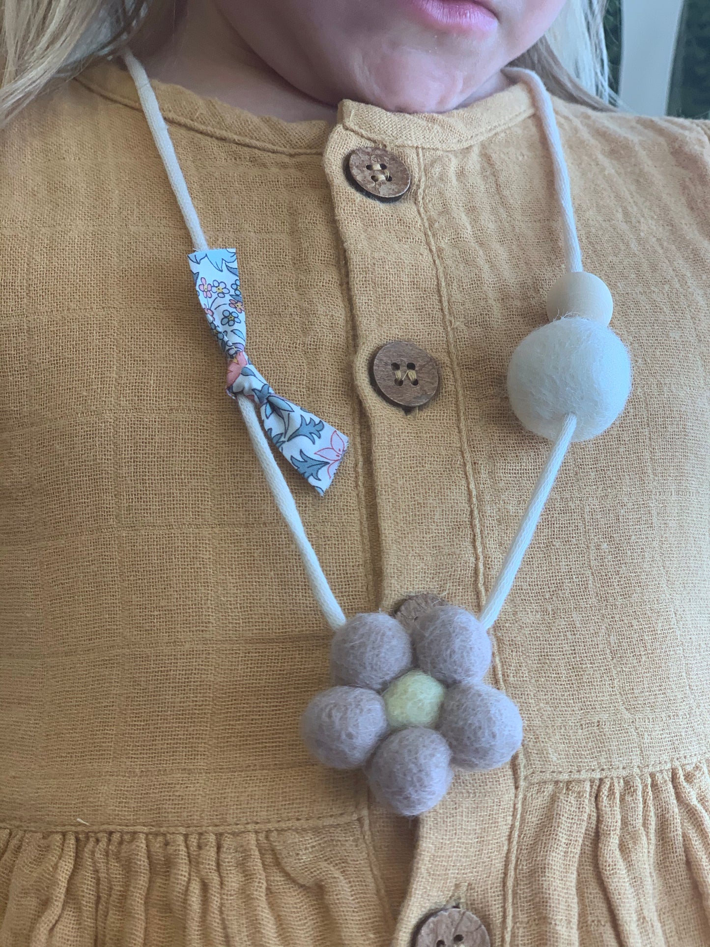 Handmade Daisy Felted Necklace - Mini - Taupe