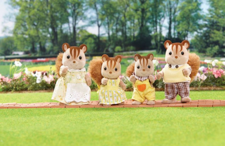 Calico critters best sale all families