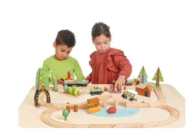 Tender Leaf Toys - Wild Pines Train Set